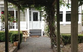 Aratahi Cottages - West Wing